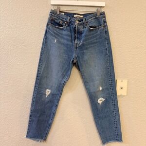 Levis Premium Wedgie Straight Distressed Jeans 28 X 28 raw hem
